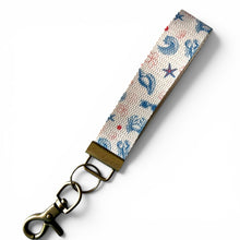 Load image into Gallery viewer, Fabric Wristlet Keychain
