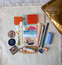 Load image into Gallery viewer, Mystery Accessory Bags
