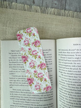 Load image into Gallery viewer, Bookmarks - Pink Petals

